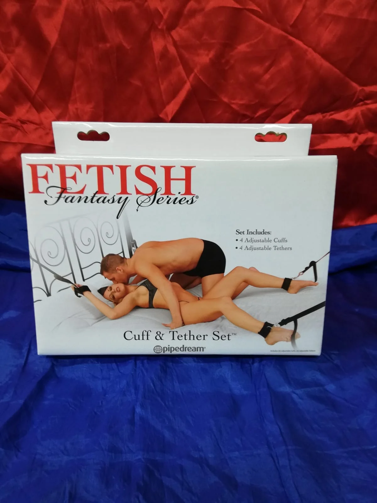 Sexy shop Le Pon Pon Pipedream fetish fantasy cuff@tether
